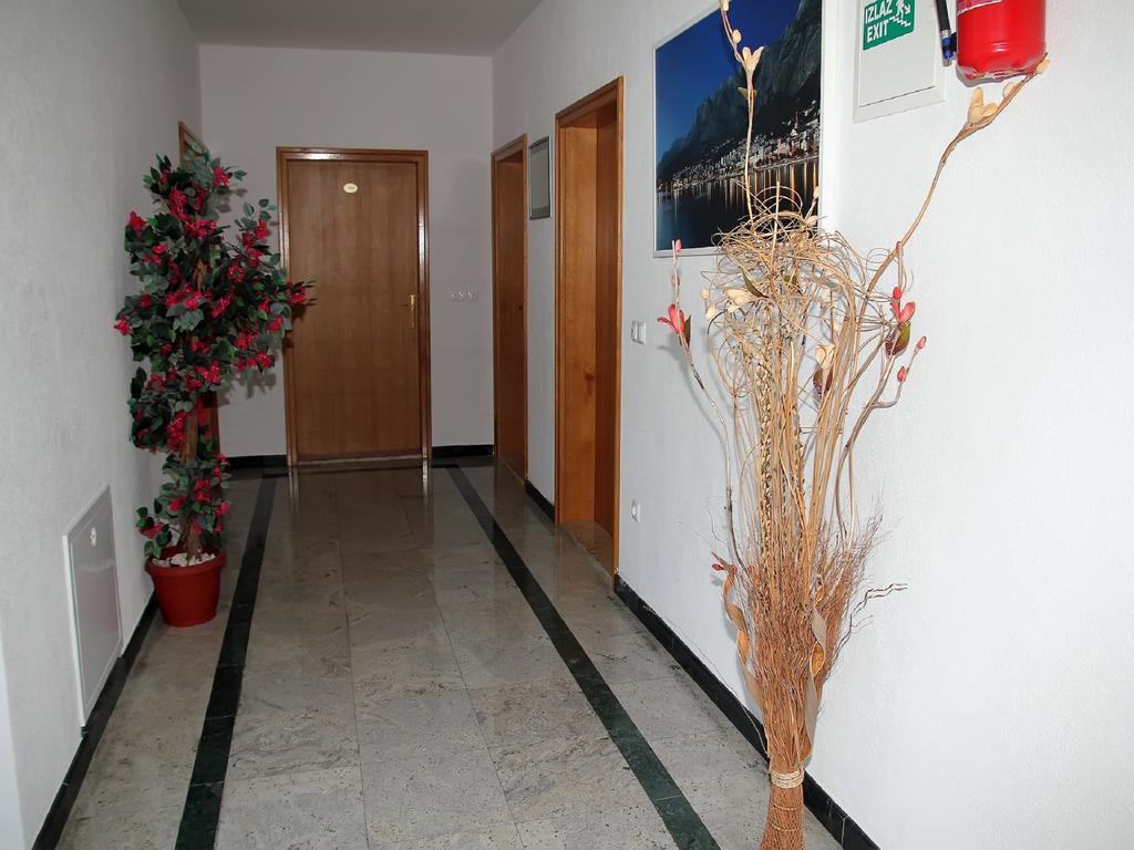 Apartments Villa Katarina Makarska Bagian luar foto