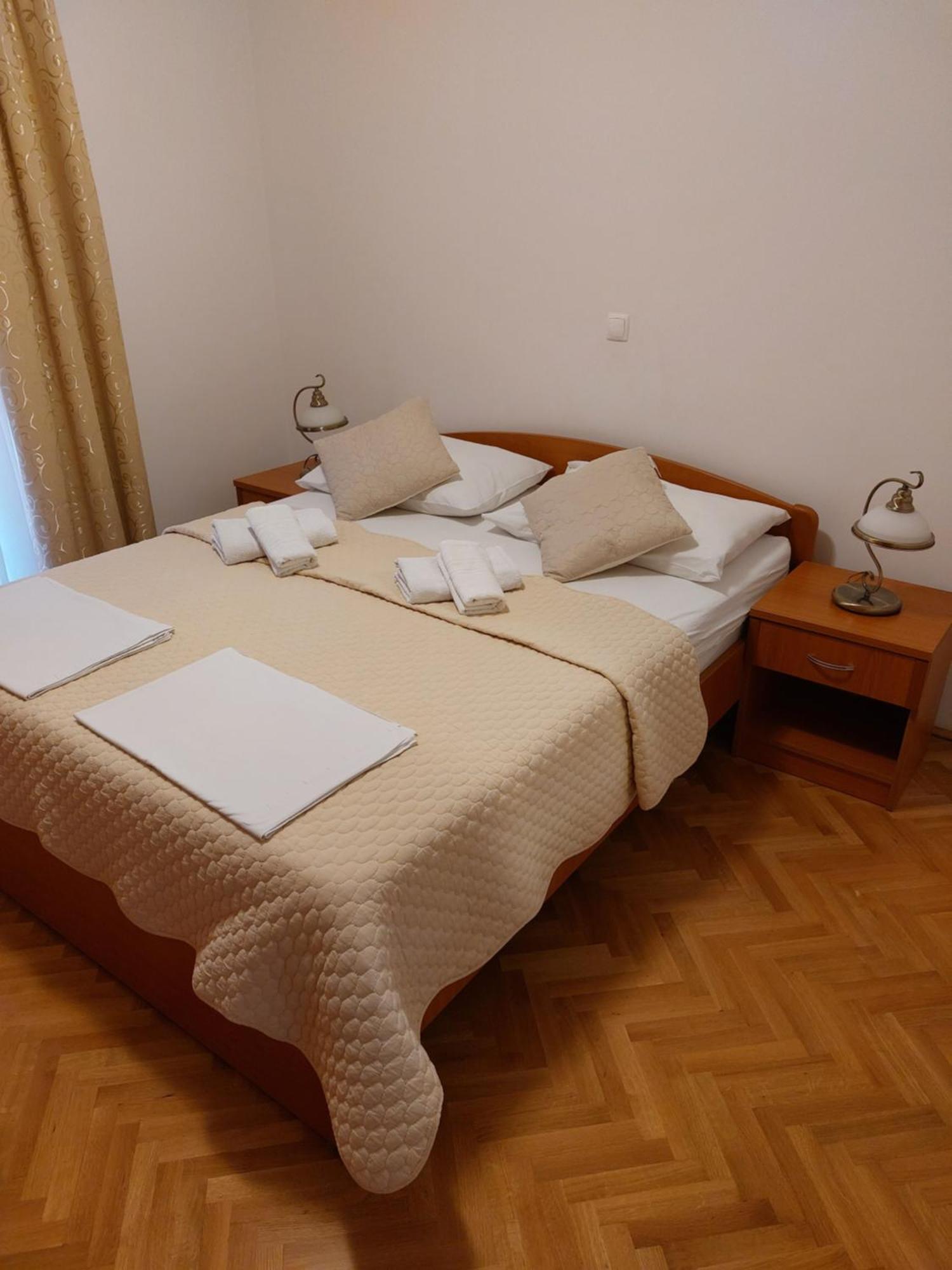 Apartments Villa Katarina Makarska Ruang foto
